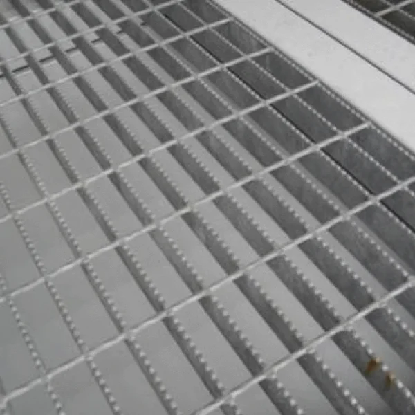 10ft x 8ft Open Mesh Floor Bunded Store